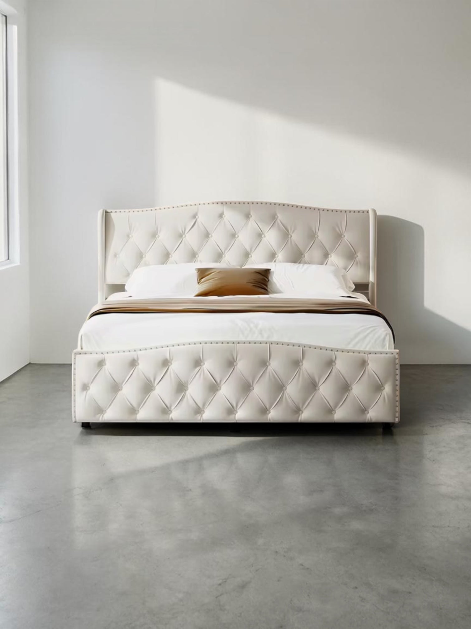 Royal Storage